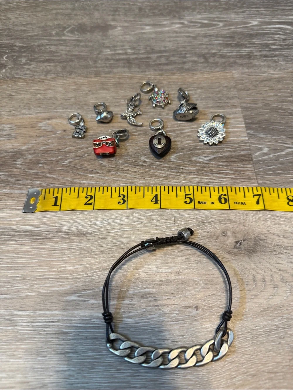Fossil Silver Tone Adjustable Charm Bracelet 8 Charms Retired Rare